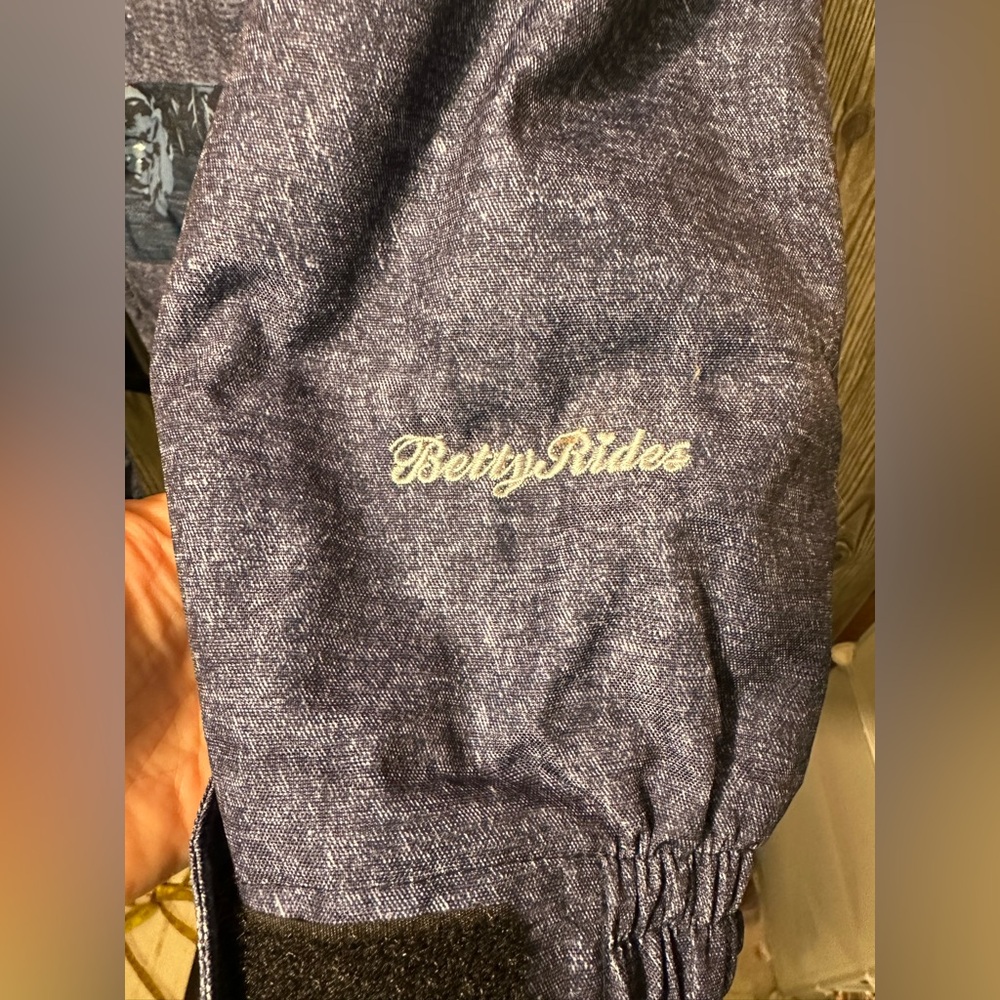 Betty Rides Snow Jacket Sz L - Picture 3 of 10